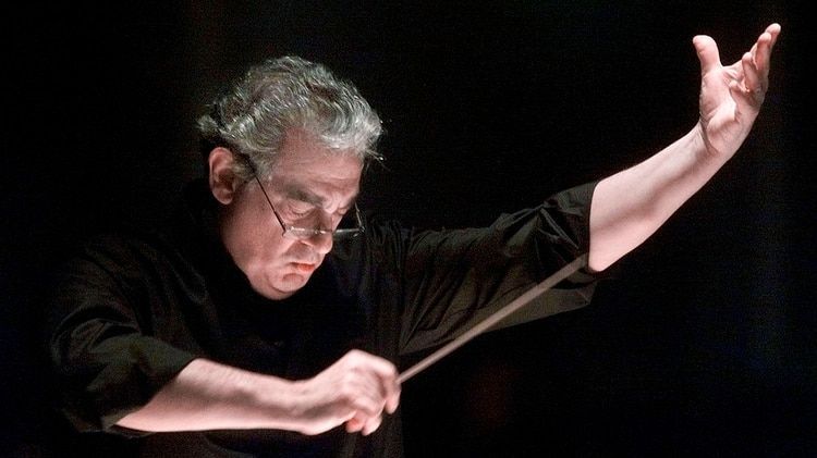 Plácido Domingo actualmente dirige la Orquesta y el Coro de la Ópera de Washington . Foto: AP